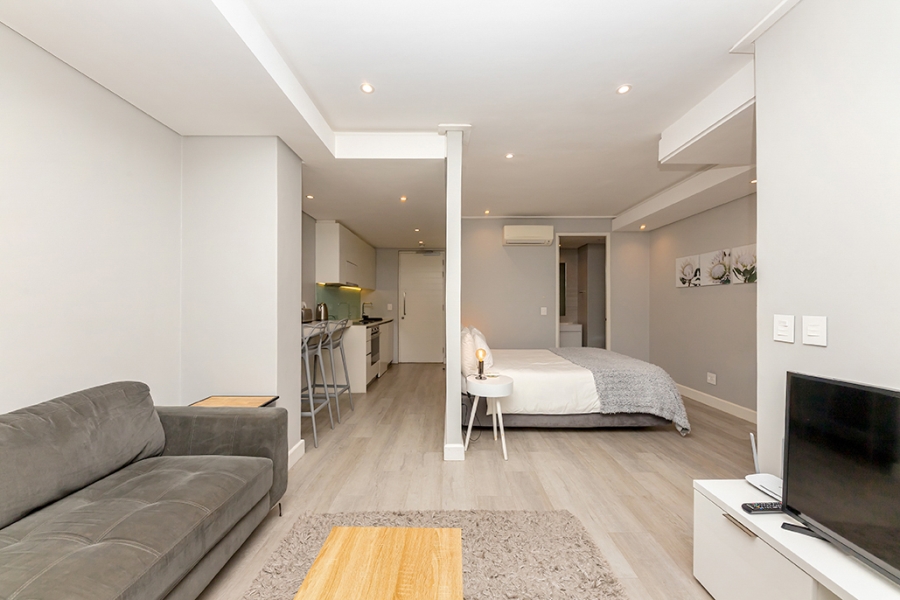 1 Bedroom Property for Sale in Green Point Western Cape